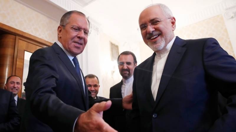 Iranpress: Iranian, Russian FMs to discuss international issues in Moscow