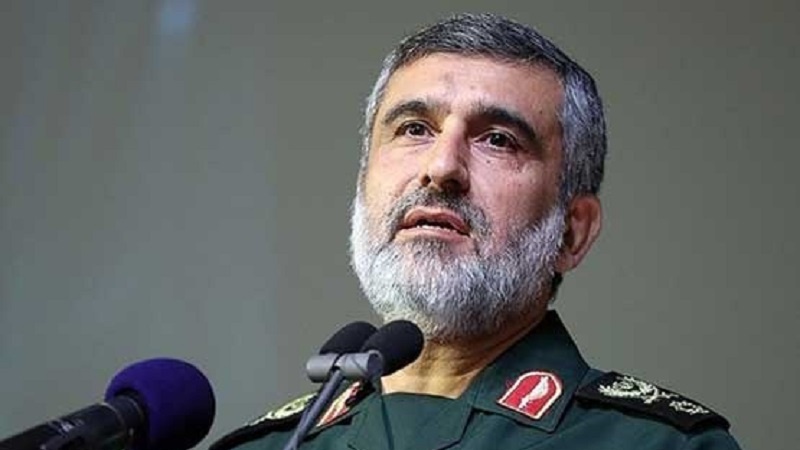 Iranpress: America does not dare to invade Iran: Top commander