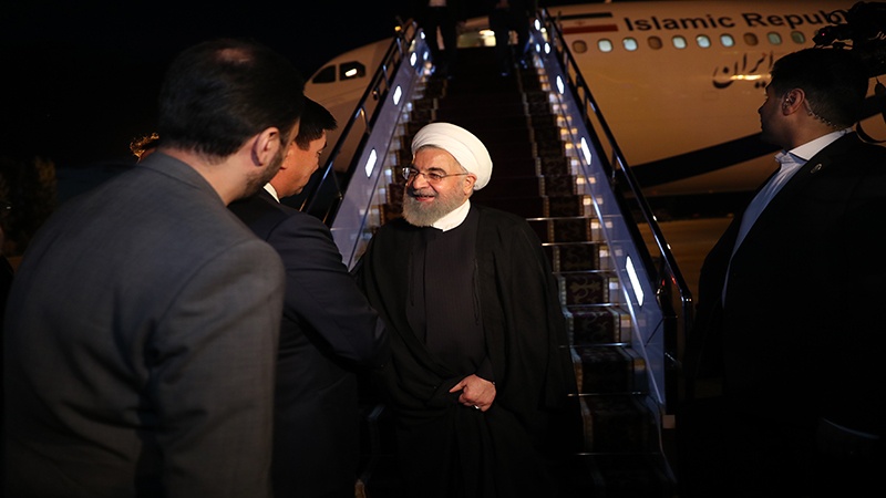 Iranpress: President Rouhani arrives in Bishkek to attend SCO Summit