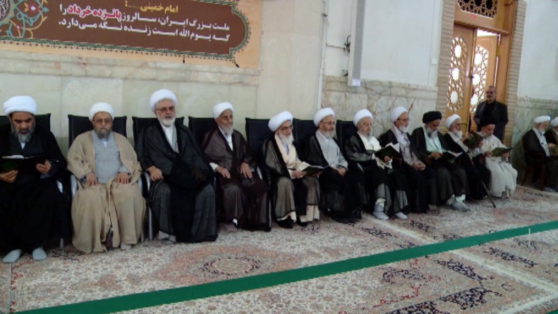 Iranpress: 30th demise anniversary of Imam Khomeini (RA) was held in holy Qom