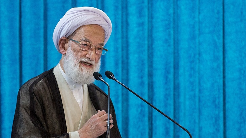 Iranpress: Iran never surrender to conspiracies: Senior cleric 