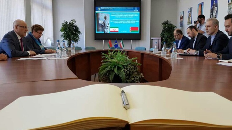 Iranpress: Iran and Belarus to expand academic ties