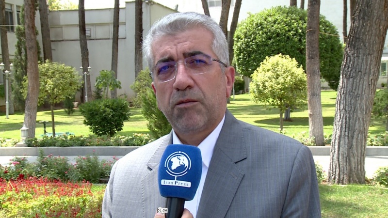 Iranpress: Iran-Eurasian countries to establish a free-trade zone: Minister