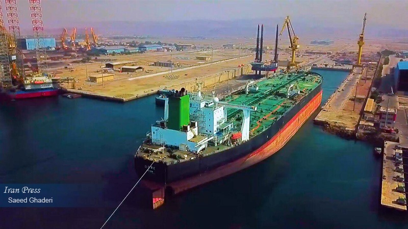 Iranpress: Supertanker repair operation successfully completed in southern port of Bandar Abbas 