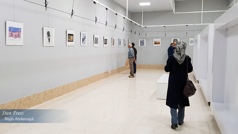 Iranpress: Caricature expo held in Urmia, northwest of Iran