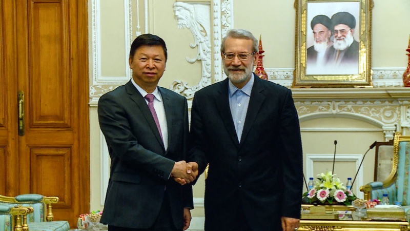 Iranpress: Expanding Iran-China relations benefits global peace and security: Larijani