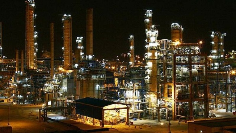 Iranpress: Iran petrochemical products to hit 90 million tons on 2022