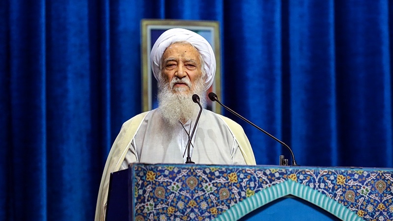 Iranpress: Iran considers atomic bomb as an illegitimate weapon: Tehran’s Friday prayer leader  