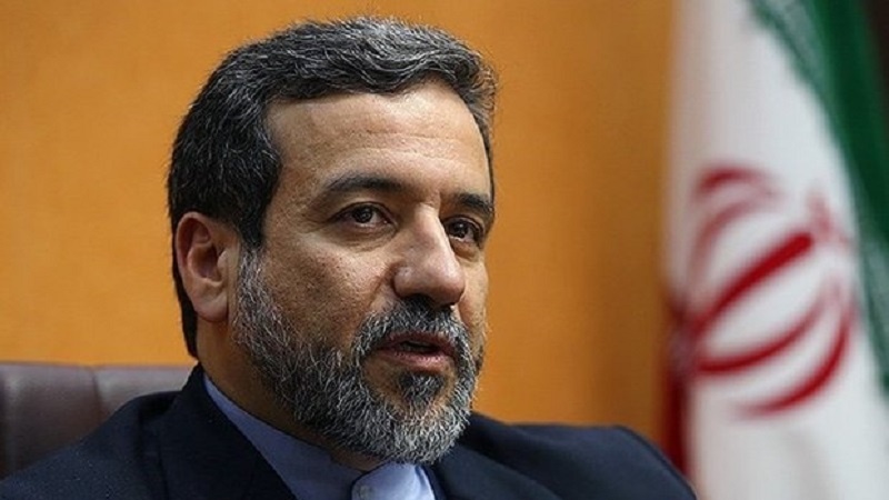 Iranpress: Araghchi: UK seizure of Iranian oil tanker violation of JCPOA 