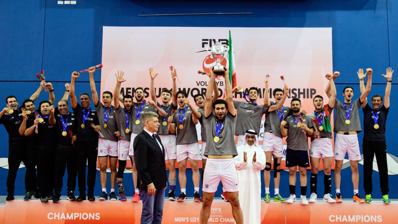 Iranpress: Iran beats Italy to win Men