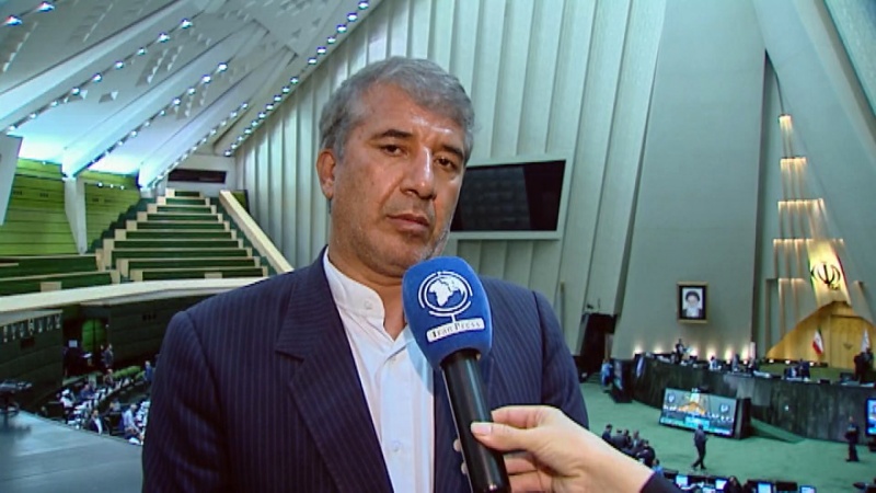 Iranpress: Iran to reassure and motivate foreign investors: Senior Iranian MP