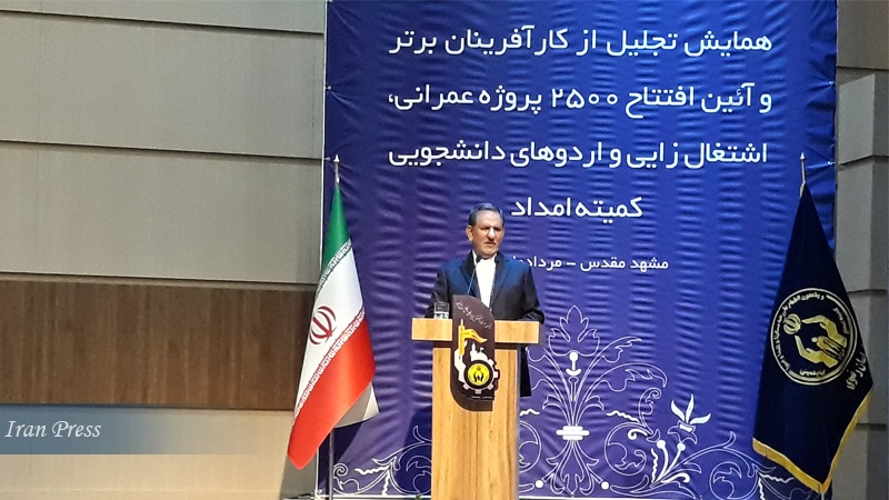 Iranpress:  Journalists play an important role in disabling the psychological warfare of enemies:  Jahangiri