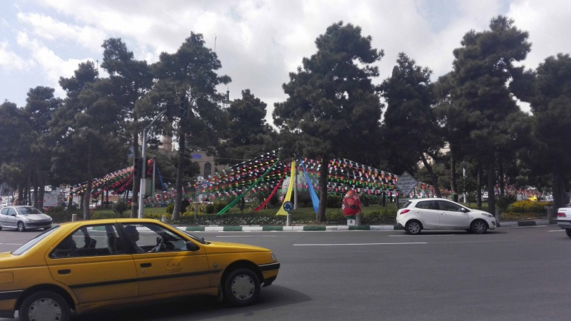 Iranpress: Tehran Weekend: Kaj Square, is the oldest and main Saadat Abad Square