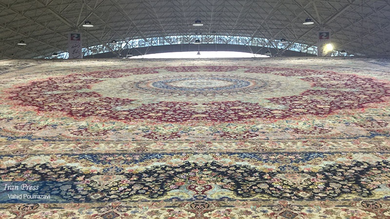 Iranpress: Finest quality hand-woven carpets always associated with Iran