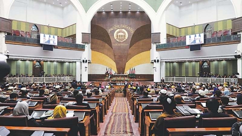 Iranpress: Afghan parliamentarians express concern over US role in peace process