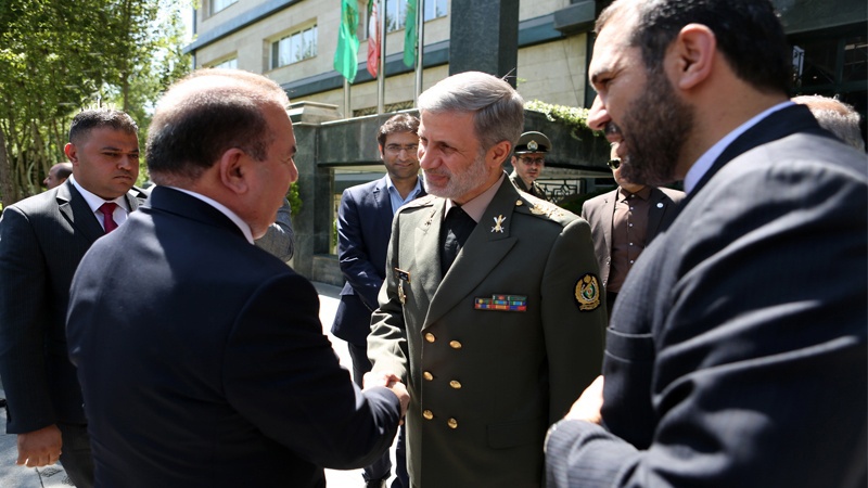 Iranpress: Defence Minister: Boosting Iraq defence power; Iran top priority