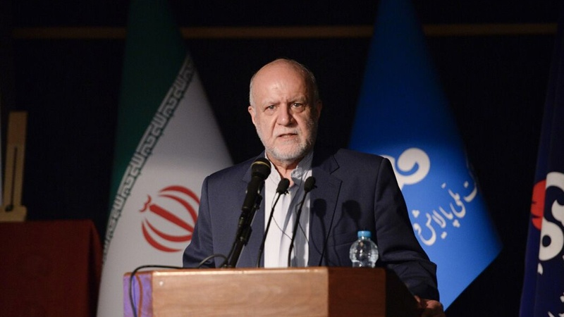 Iranpress: Iran can restore oil production within 3 days if sanctions lifted: Zanganeh