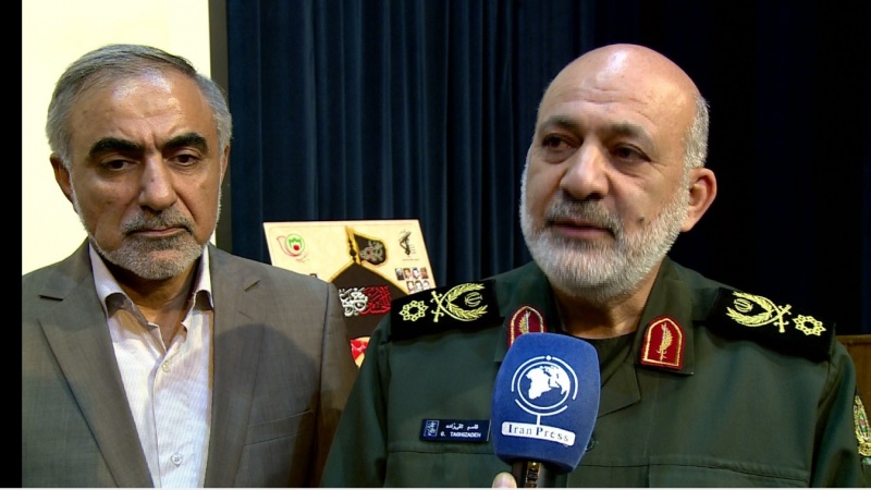 Iranpress: Deputy Defence Minister: Iran produces mainly defensive weapons