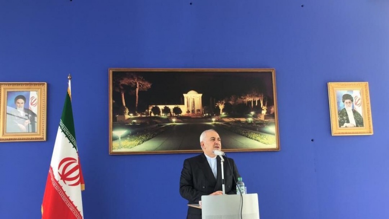 Iranpress: Zarif: EU joins the US to save face