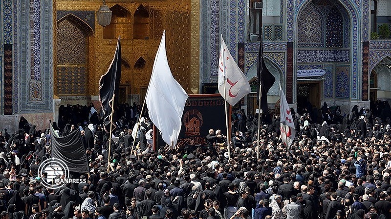 Iranpress: Photo: Thousand of mourners hold Tasu