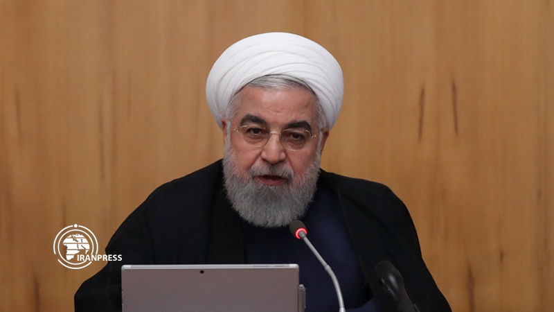 Iranpress: Yemen attack on Aramco, a lesson for warmongers to stop war: Rouhani
