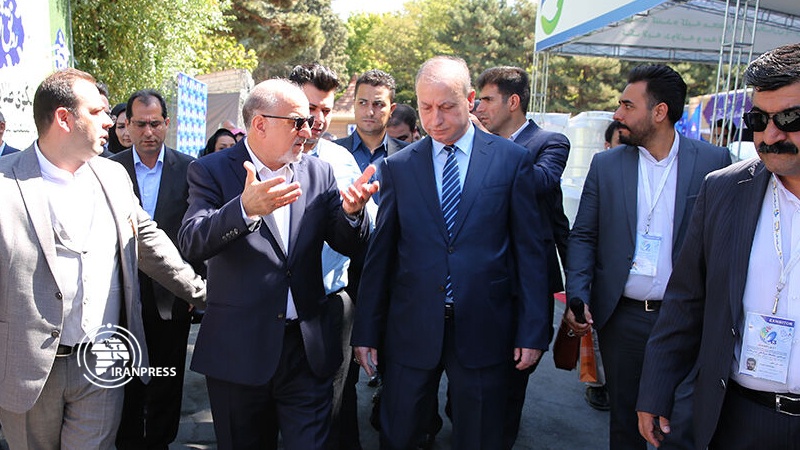 Iranpress: Syrian Minister of Petroleum & Mineral Resources visits 13th Iran Plast Exp