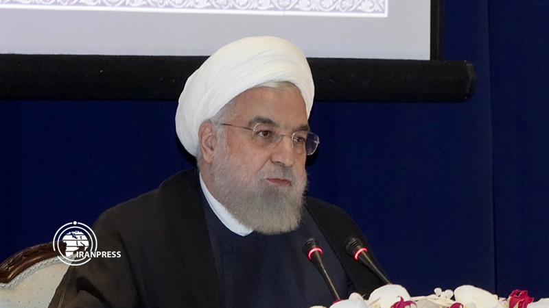 Iranpress: Rouhani calls on West to stop providing arms to Saudis 