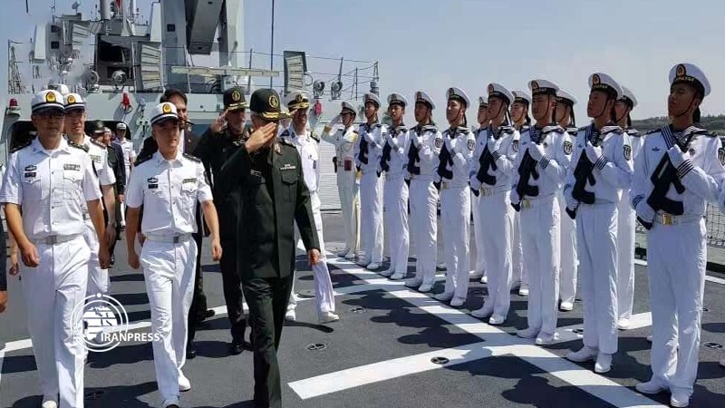 Iranpress: Iranian top military commander visits Chinese Naval Base Shanghai