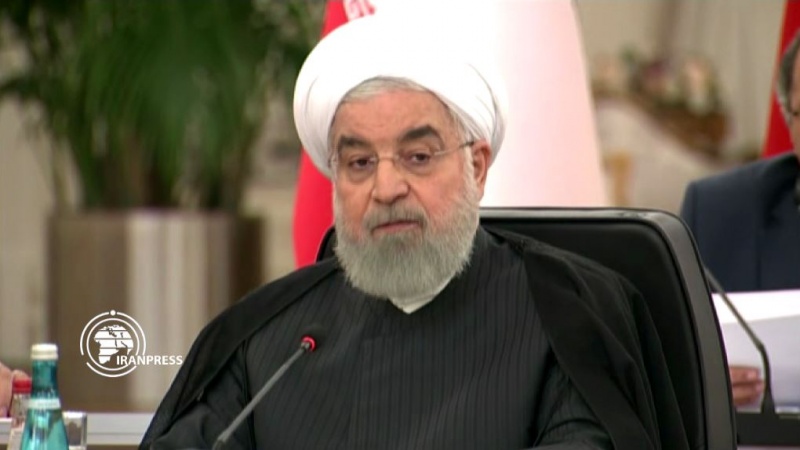 Iranpress: Syrian crisis must be settled peacefully: Iranian president
