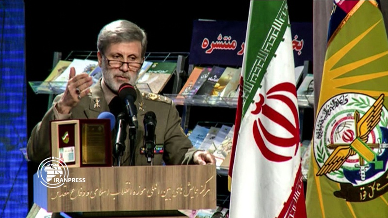 Iranpress: Defence Minister: Against America