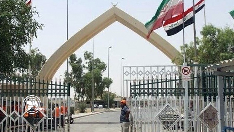 Iranpress: Khosravi border reopens for Arbaeen pilgrims