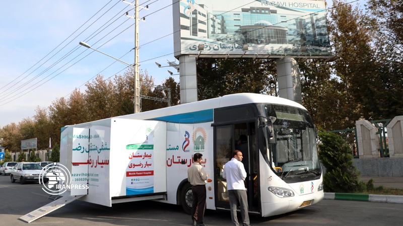 Iranpress: Photo: Imam Reza pilgrims arrive in Mashhad on foot