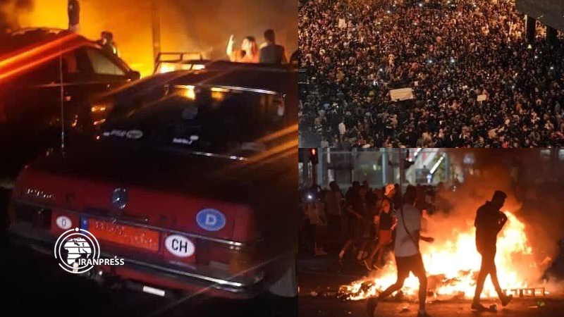 Iranpress: Violent protests rock Lebanon