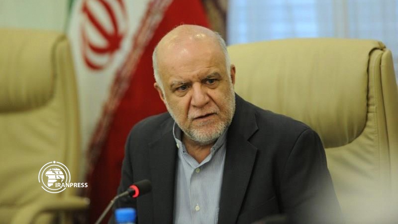 Iranpress: New phases of South Pars to be completed by end of year: Iranian Oil Minister