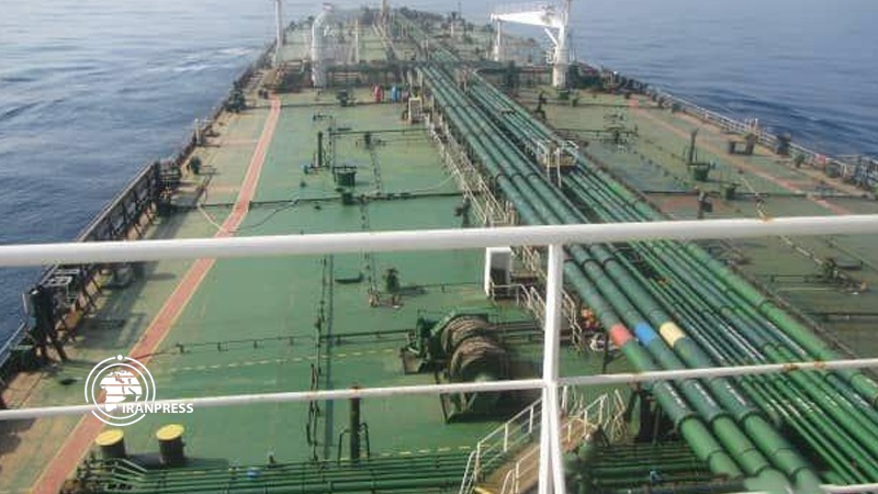 Iranpress: No country helps Iranian oil tanker in Red Sea