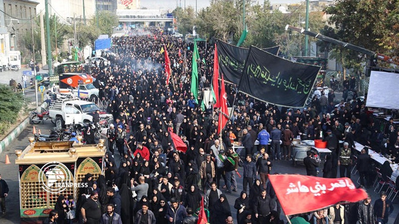 Iranpress: Huge crowds of Arbaeen mourners to march all across Iran on Saturday