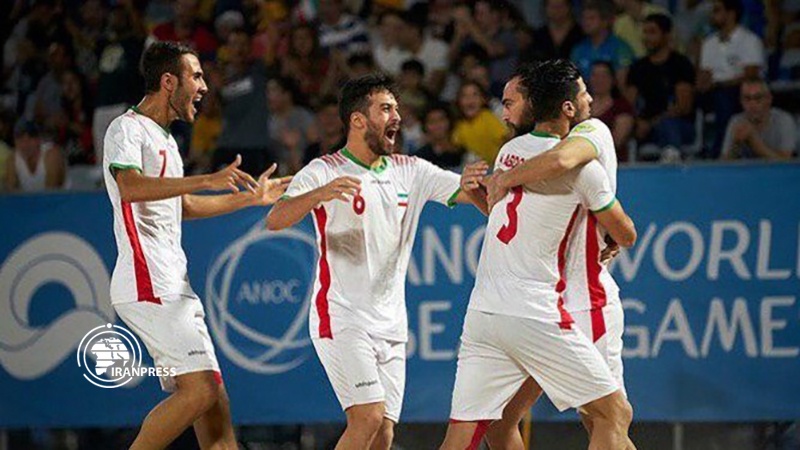 Iranpress: Iran beat Russia, advance to Dubai beach soccer cup semi-finals