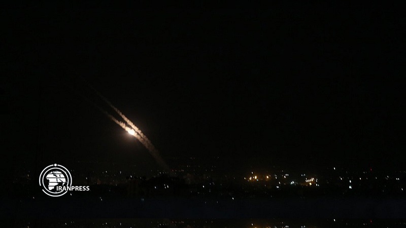 Iranpress: Palestinians fire 10 rockets into Israel in response to Zionist Regime attacks