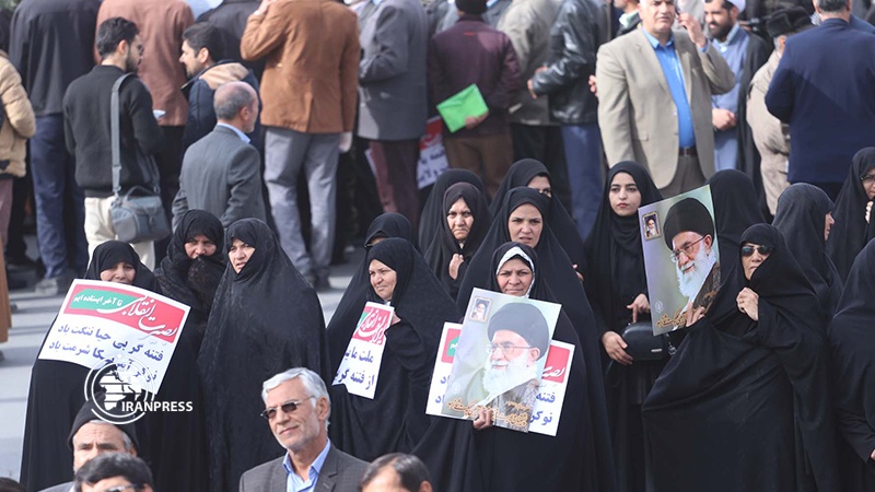 Iranpress: Photo: People of Birjand rally to support Iran