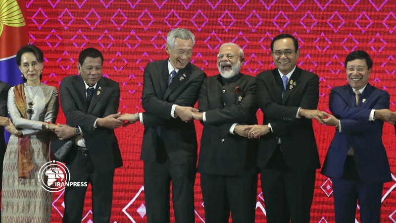 Iranpress: 35th ASEAN summit kicks off in Bangkok 