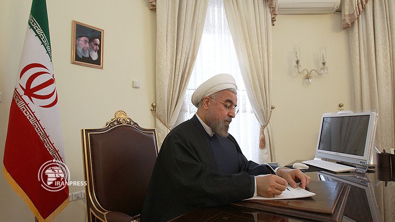 Iranpress: Rouhani sends letter to Arab leaders on Iran’s Hormuz Peace Endeavour