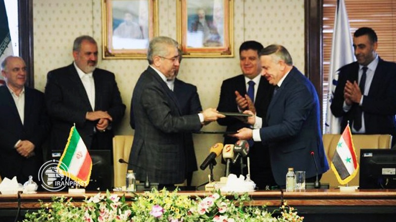 Iranpress: Iran, Syria sign MoU on power distribution