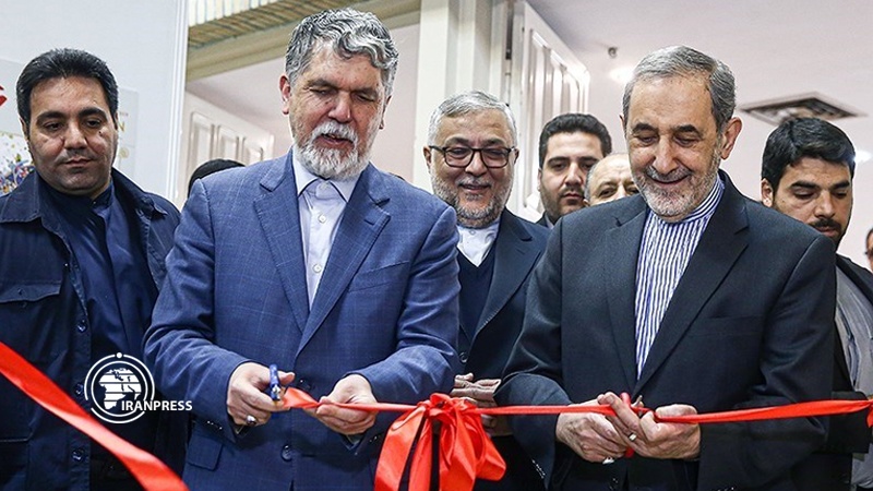 Iranpress: Soft power achieves its goals by attraction: Minister of Culture 