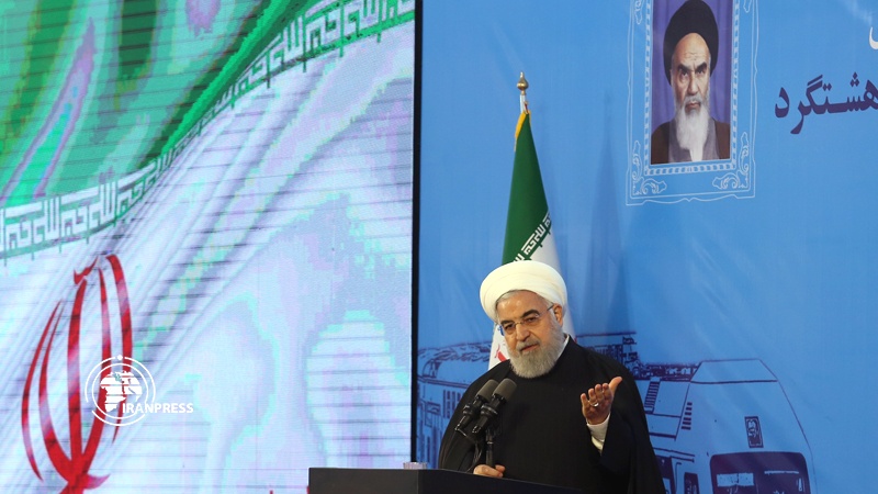 Iranpress: Iran is under intense economic pressure: Rouhani