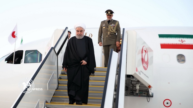 Iranpress: Pres. Rouhani arrives in Tokyo to meet Abe 