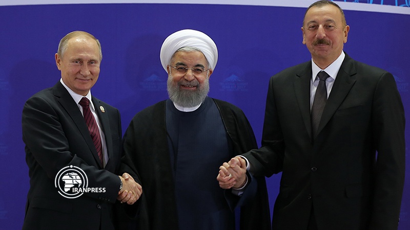 Iranpress: Azerbaijan welcomes trilateral power projects with Iran, Russia