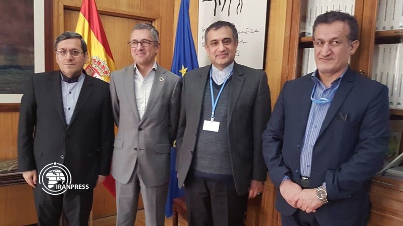 Iranpress: Iran-Spain boosting environmental cooperation 
