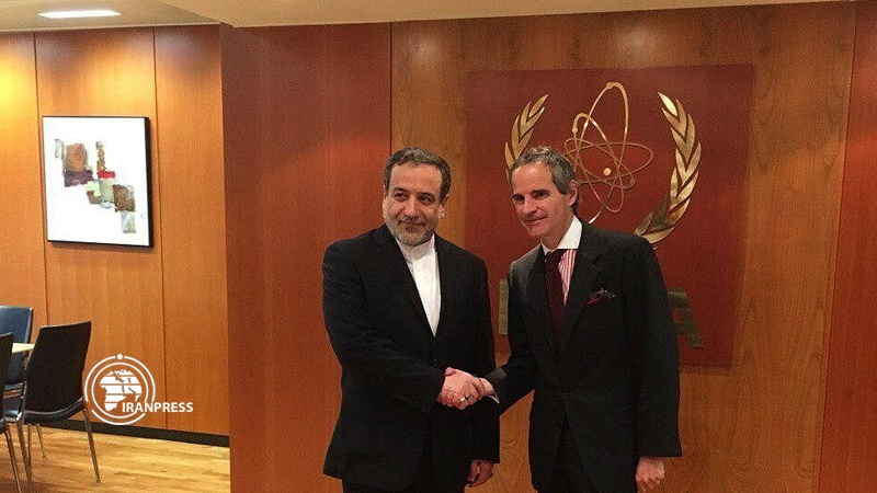 Iranpress: Deputy FM Araghchi in Vienna to chair JCPOA Joint Commission
