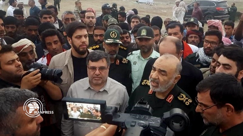 Iranpress: Salami: IRGC ready to help areas hit by Flooding