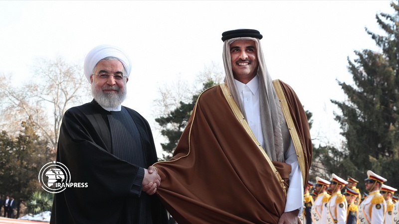 Iranpress: Rouhani: Qatar could be a hub for developing economic ties